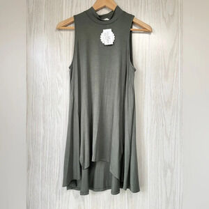 Soprano Olive Green Sleeveless High Low Tunic Size S NWT